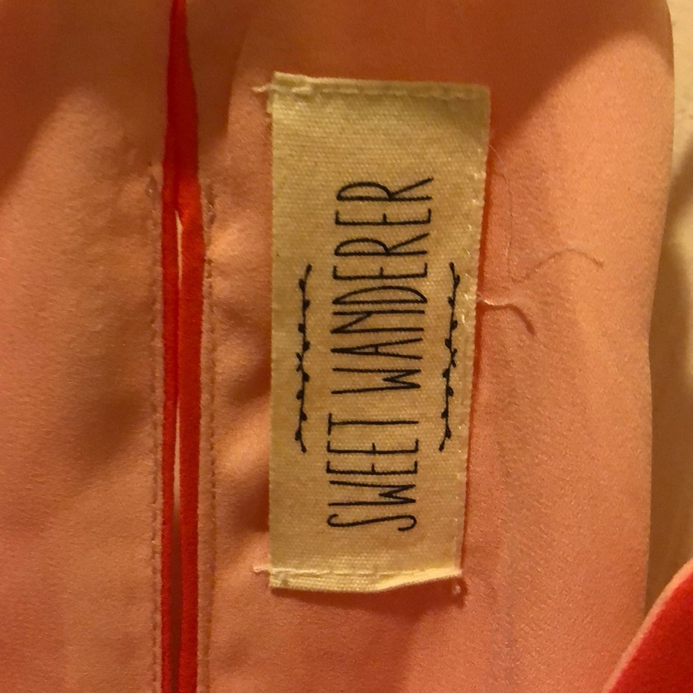 Pink tank - Picture 2 of 3
